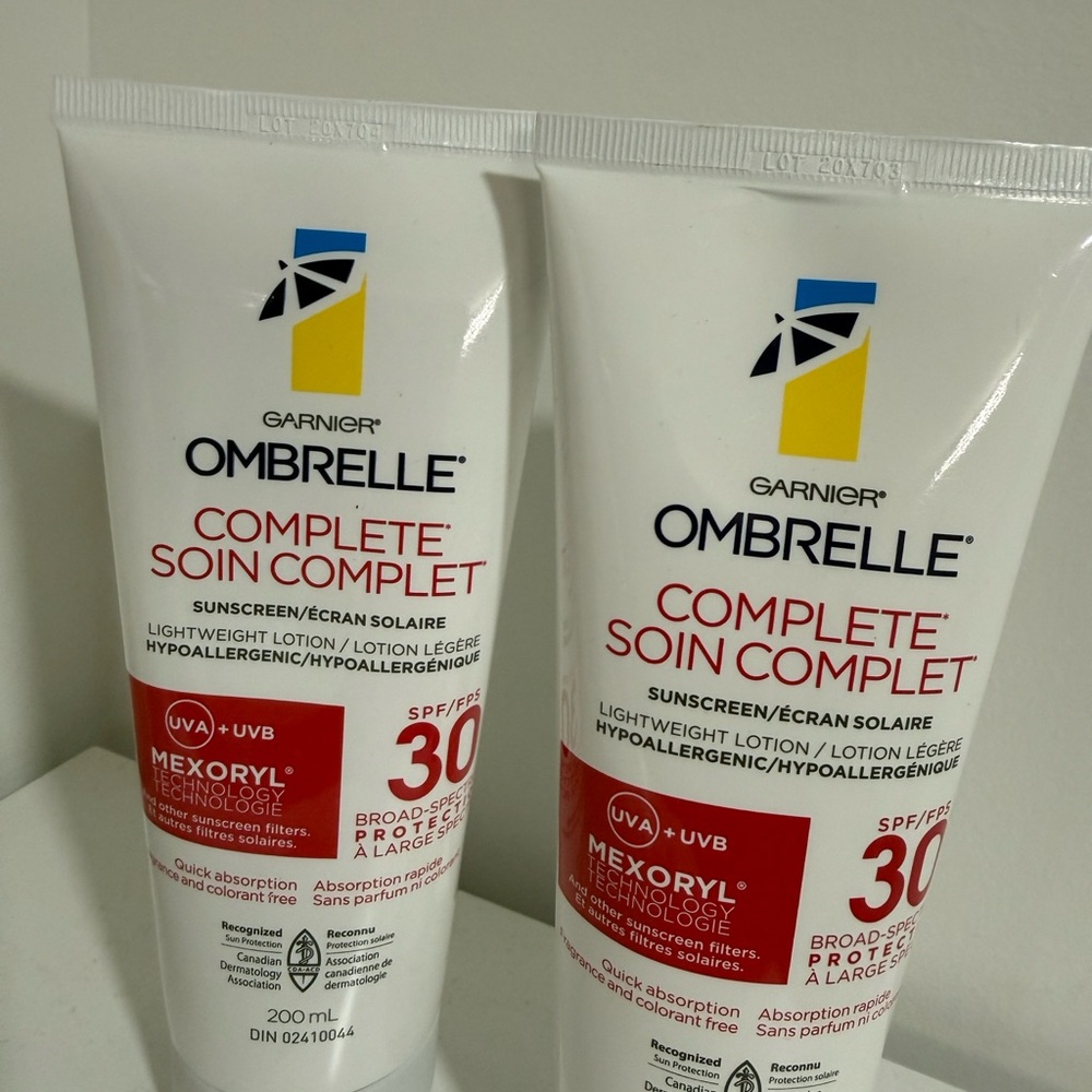 Garnier Ombrelle Complete SPF 30 Sunscreen - Exp. 06/2026